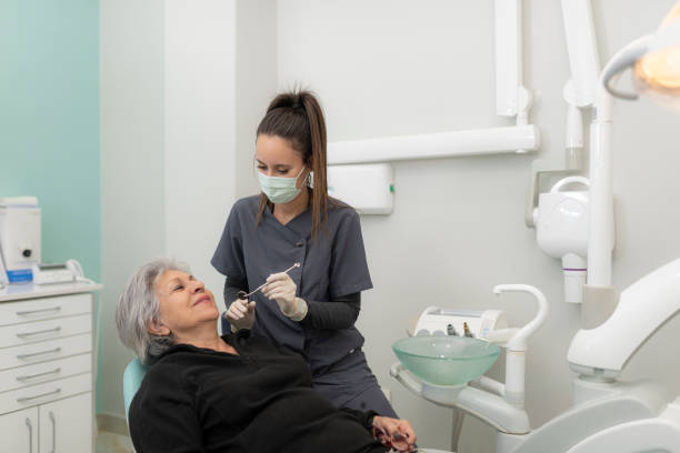 Best Emergency Dentist Open Today  in Oakwood Hls, IL